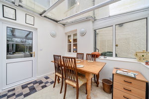 Photo 8- click for photo gallery